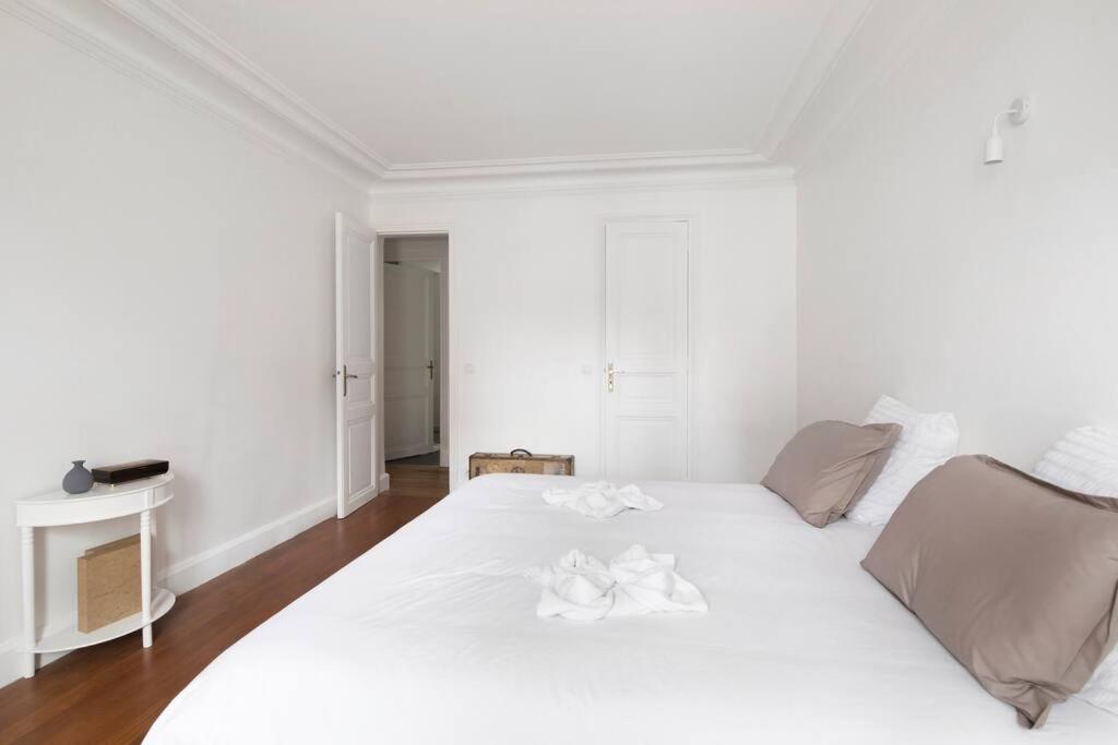 Sweet Luxury Home Arc The Triomphe Near Champs Elysees And Palais Des Congres 8 Ppl باريس المظهر الخارجي الصورة