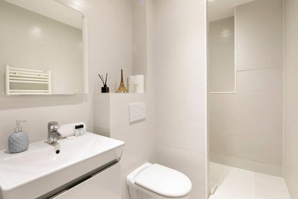 Sweet Luxury Home Arc The Triomphe Near Champs Elysees And Palais Des Congres 8 Ppl باريس المظهر الخارجي الصورة